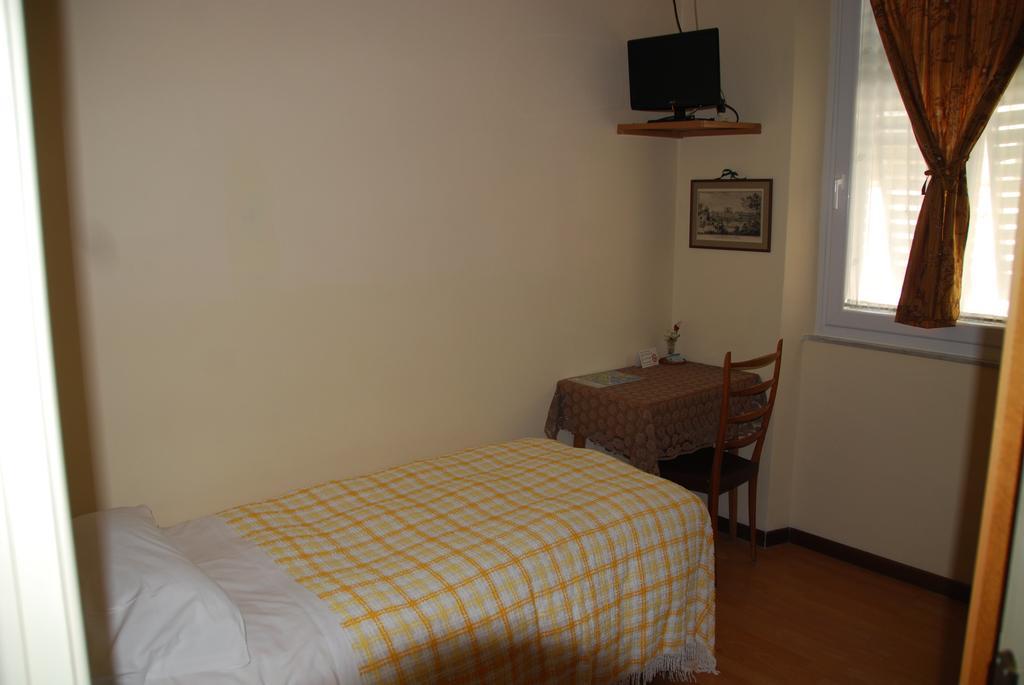 Hotel Conchiglia Монтекатини-Терме Экстерьер фото